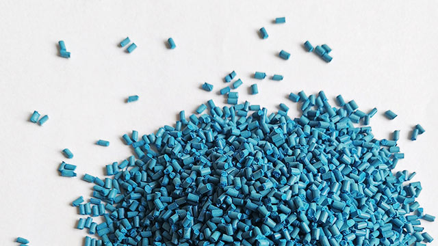 纺丝使用色母粒时需要注意什么？